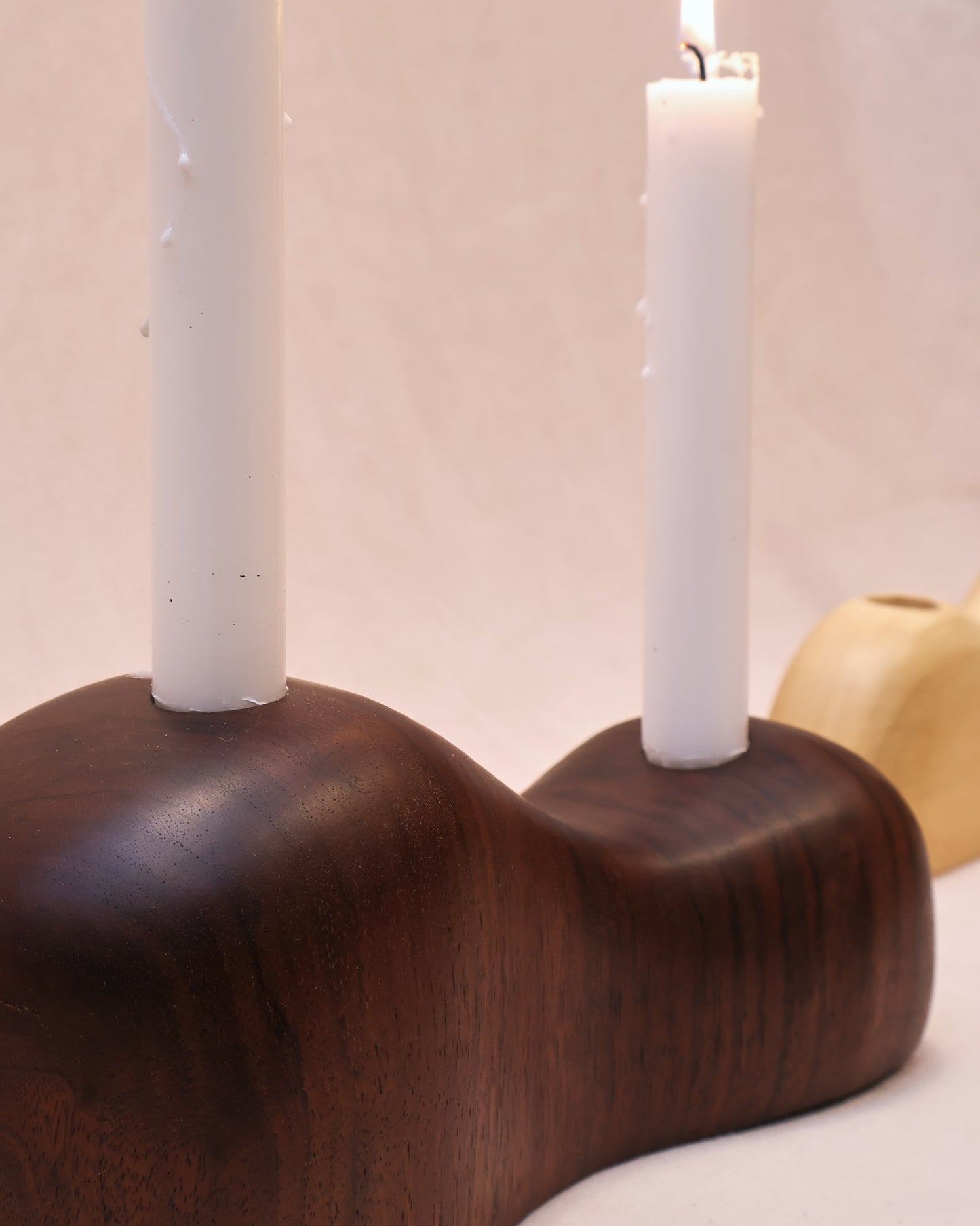 Peanut Candleholder
